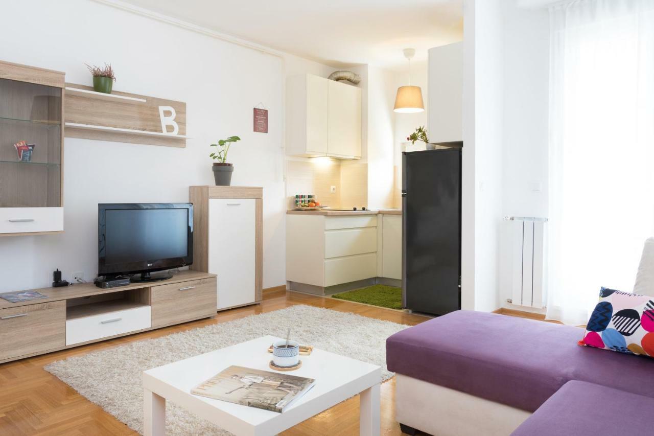 Cute And Sunny Studio In Zagreb With Balcony & Free Parking Exterior photo