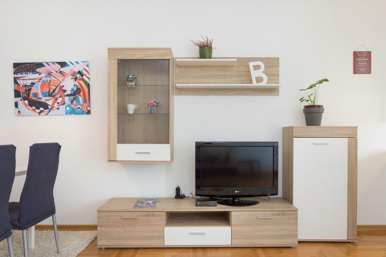 Cute And Sunny Studio In Zagreb With Balcony & Free Parking Exterior photo
